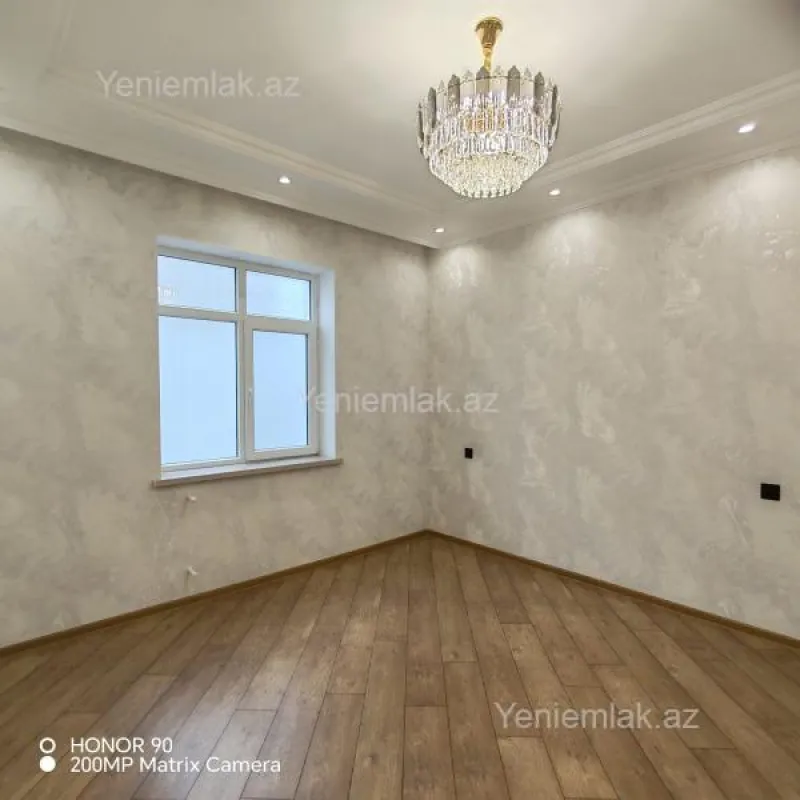 Satılır 4 otaqlı həyət evi 145 m²