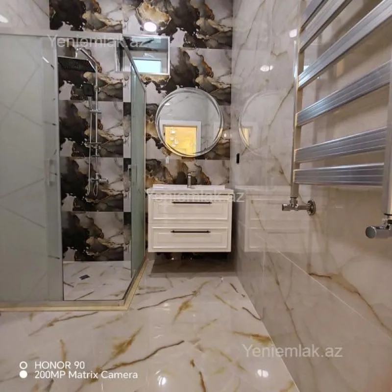 Satılır 4 otaqlı həyət evi 145 m²