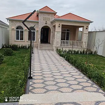 Satılır 4 otaqlı həyət evi 145 m²