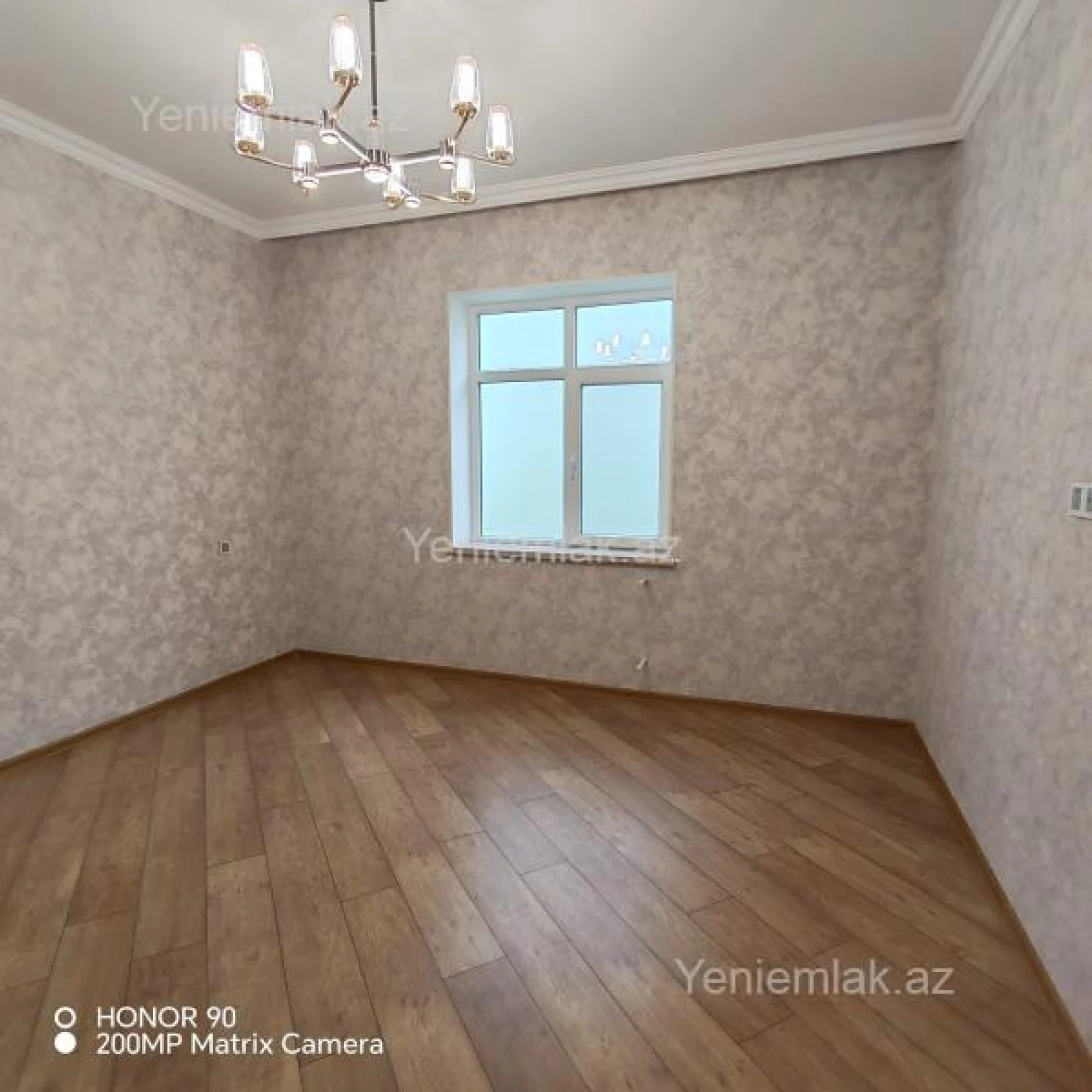 Satılır 4 otaqlı həyət evi 145 m²
