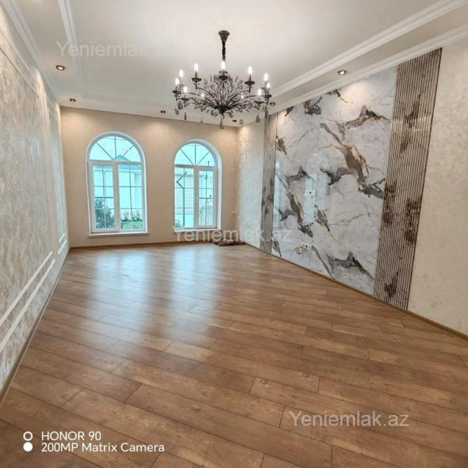 Satılır 4 otaqlı həyət evi 145 m²