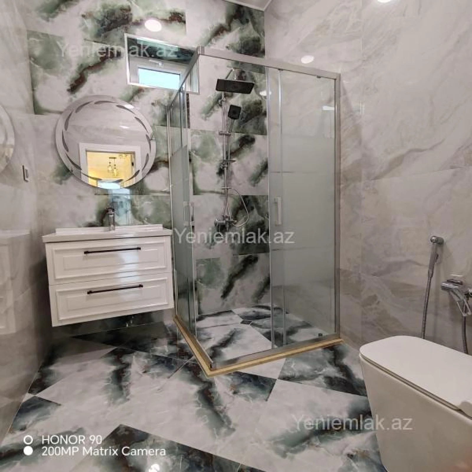 Satılır 4 otaqlı həyət evi 145 m²