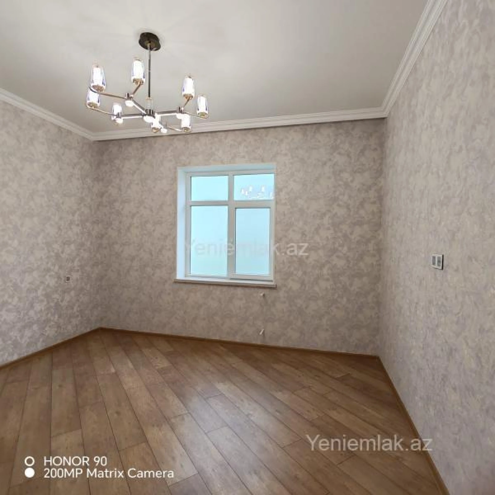 Satılır 4 otaqlı həyət evi 145 m²