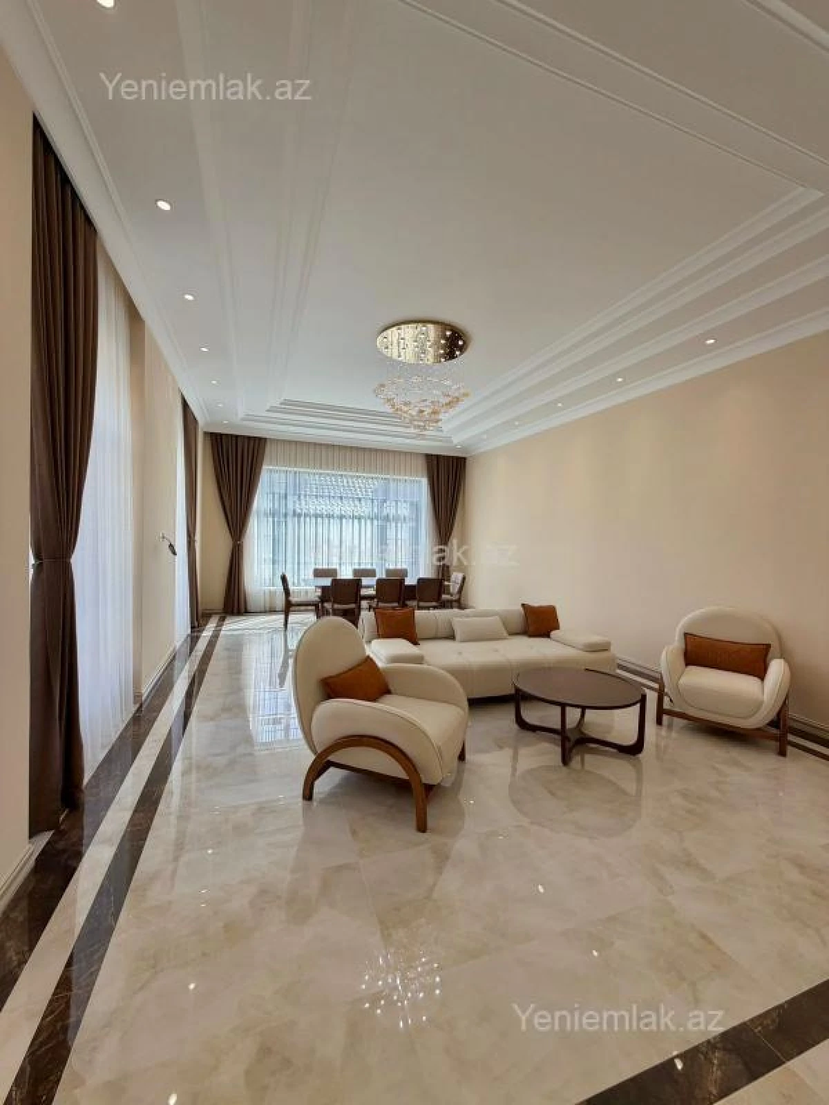 Satılır 7 otaqlı həyət evi 600 m²