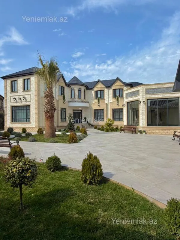 Satılır 7 otaqlı həyət evi 600 m²
