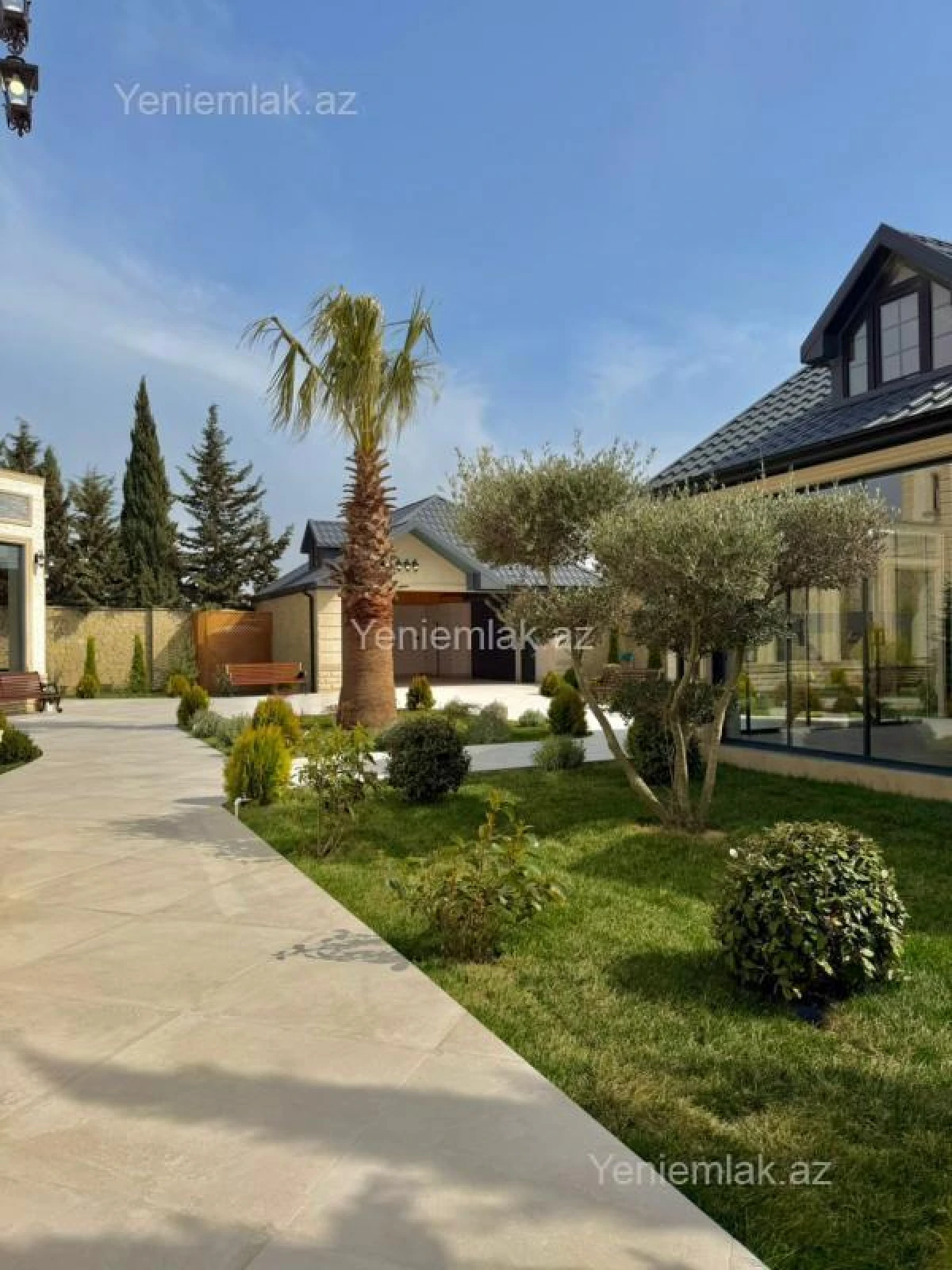 Satılır 7 otaqlı həyət evi 600 m²