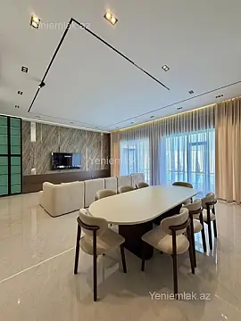 Satılır 5 otaqlı həyət evi 270 m²