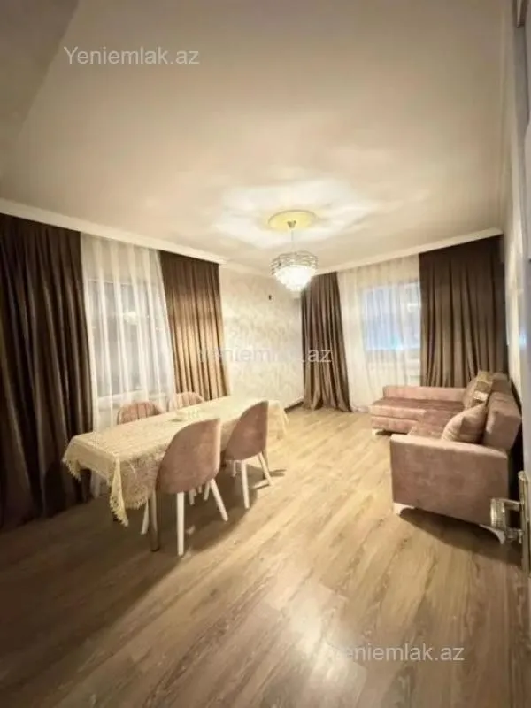 Satılır 2 otaqlı köhnə tikili 60 m²
