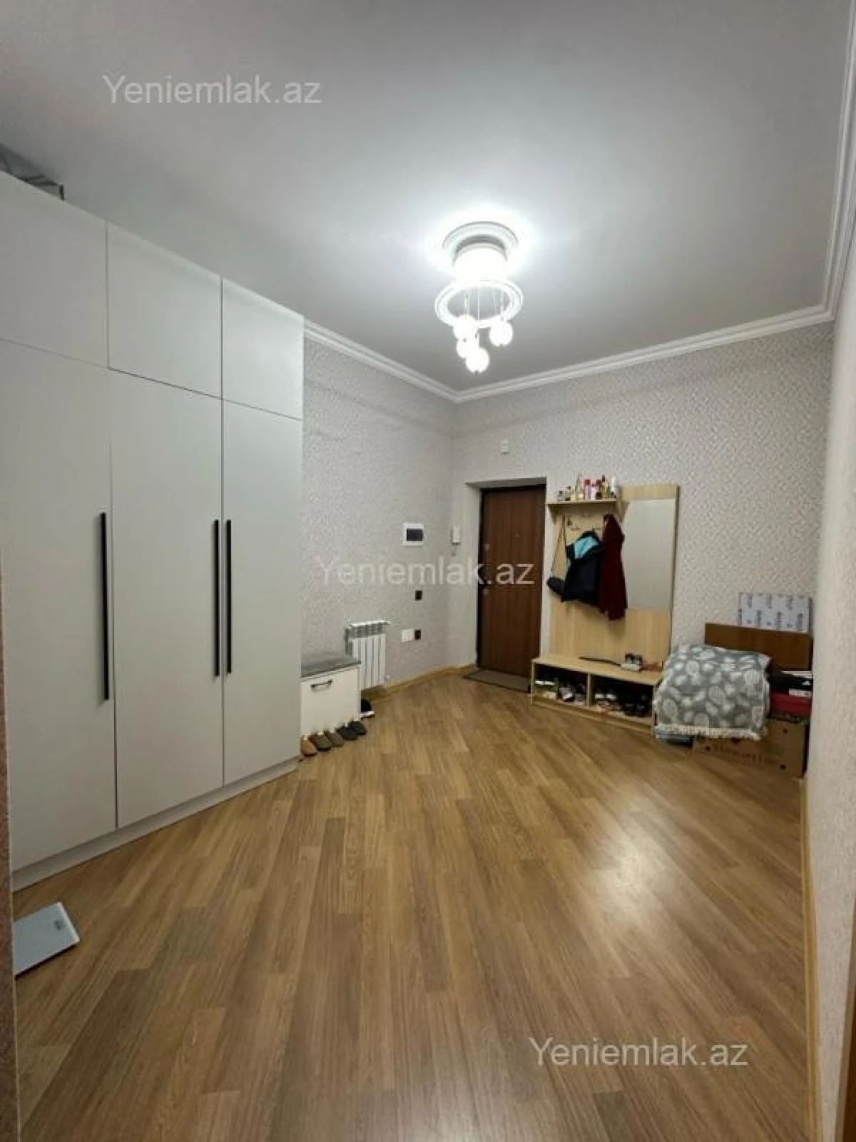 Satılır 2 otaqlı yeni tikili 102.3 m²