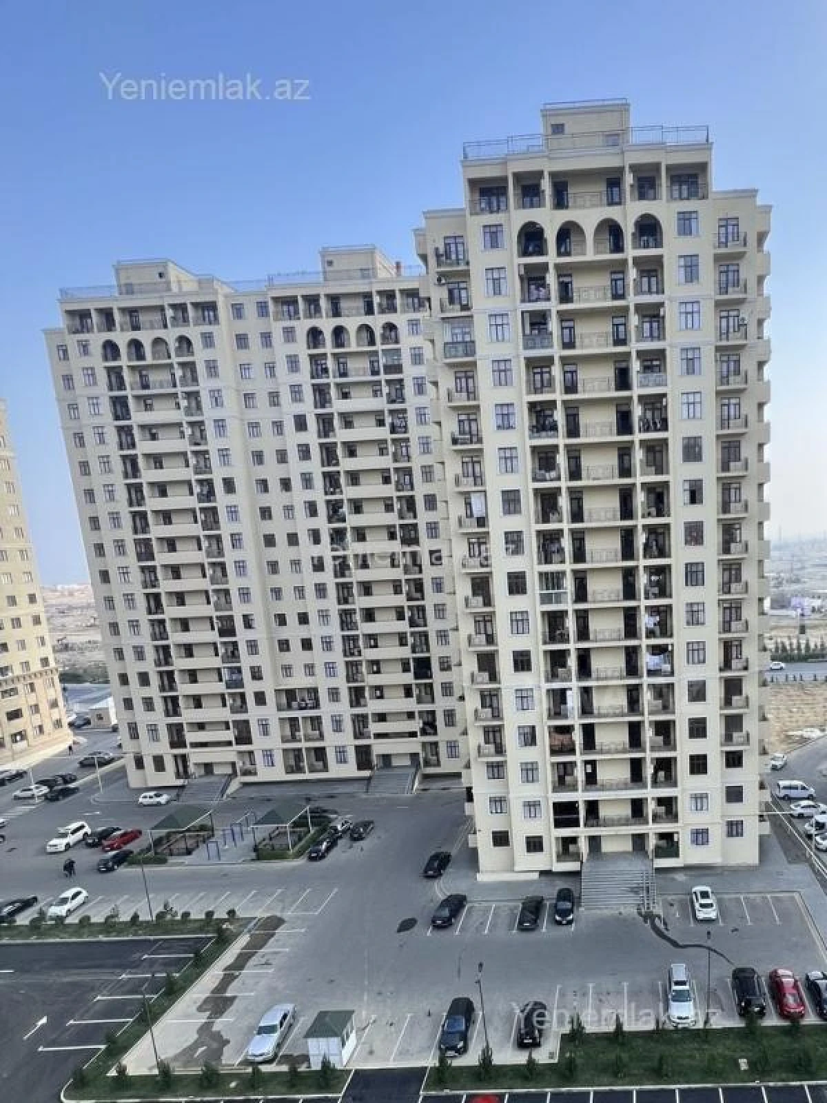 Satılır 2 otaqlı yeni tikili 102.3 m²