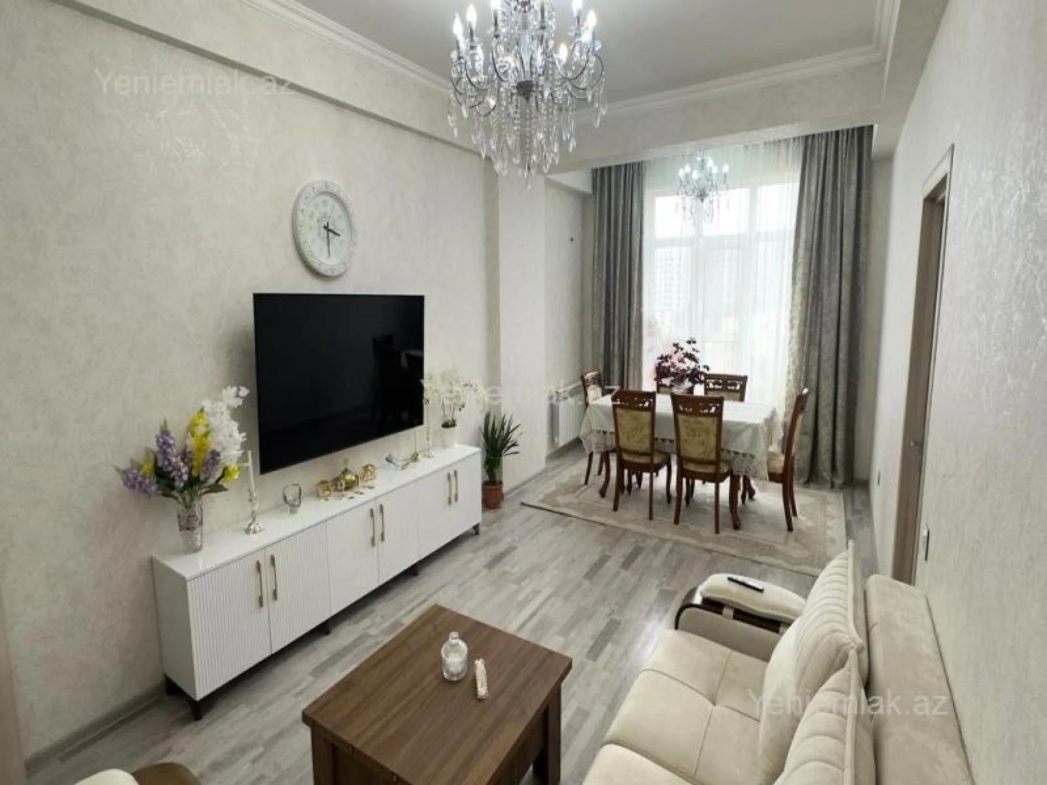 Satılır 3 otaqlı yeni tikili 130 m²