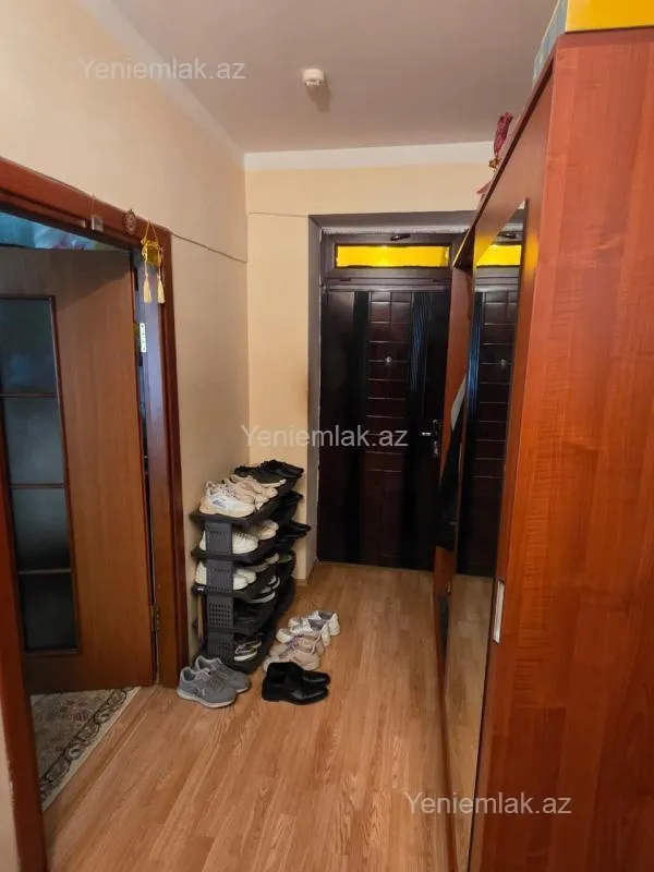 Satılır 3 otaqlı yeni tikili 100 m²