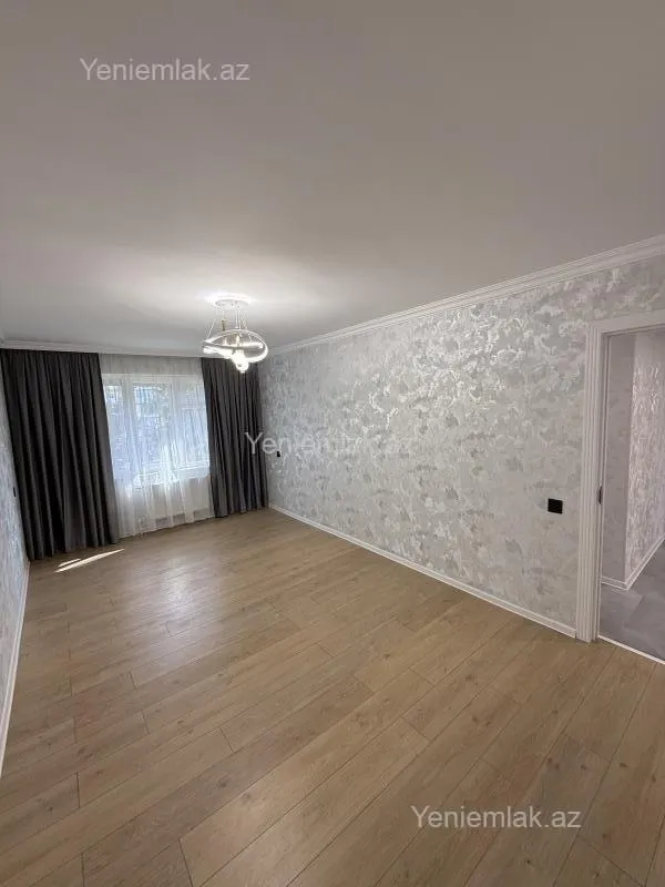 Satılır 3 otaqlı köhnə tikili 75 m²