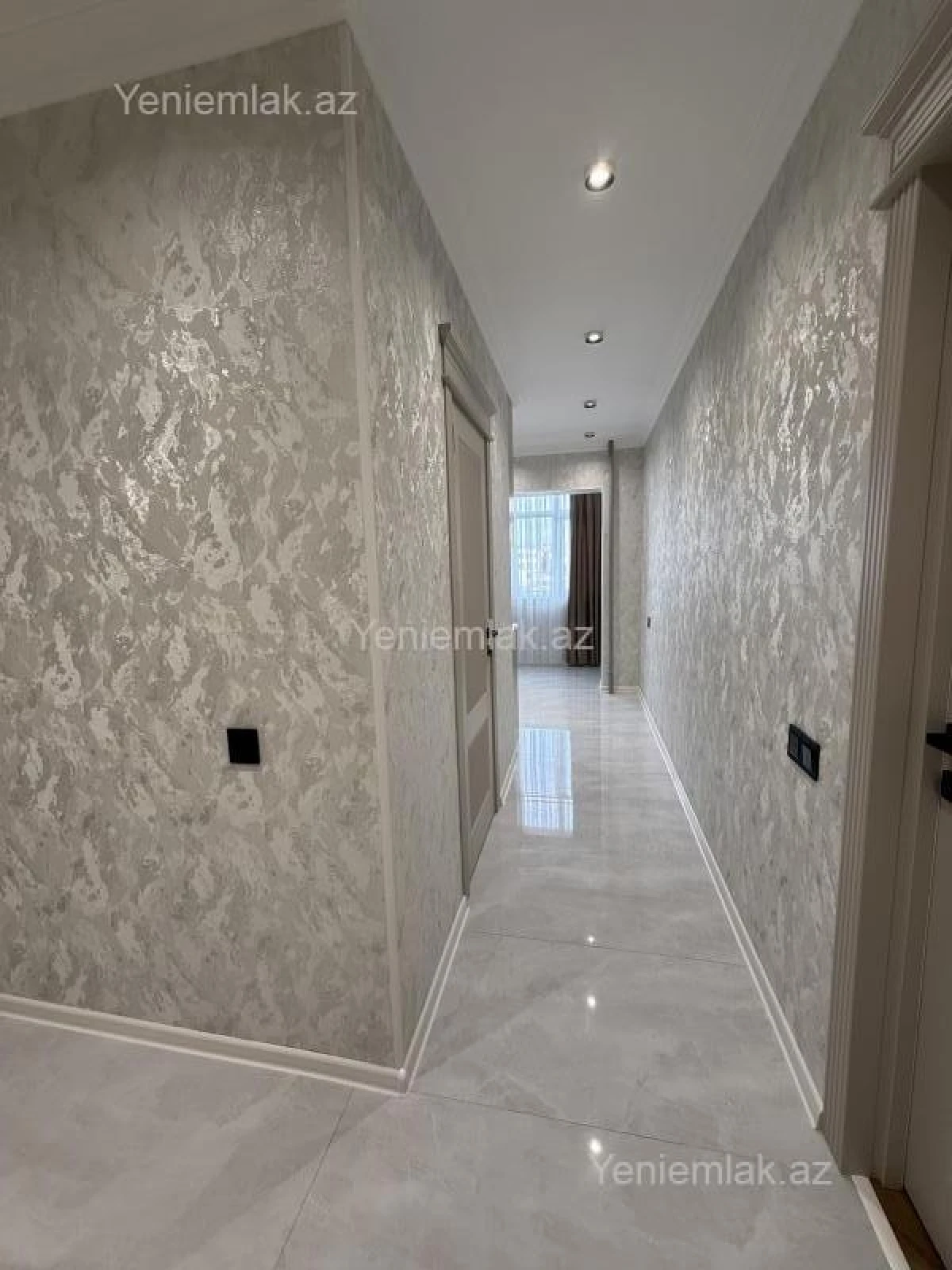 Satılır 3 otaqlı köhnə tikili 85 m²