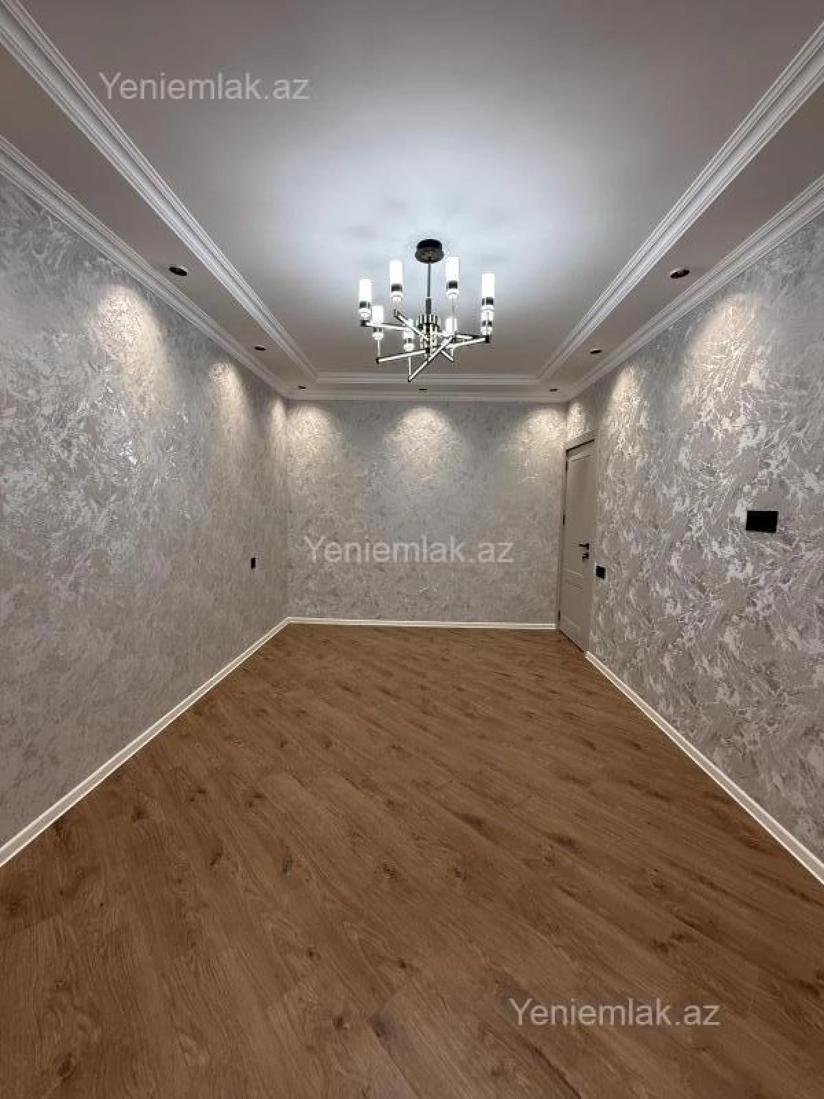 Satılır 3 otaqlı köhnə tikili 85 m²