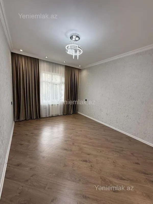 Satılır 3 otaqlı köhnə tikili 85 m²