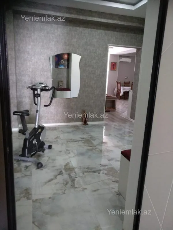 Satılır 3 otaqlı yeni tikili 105 m²