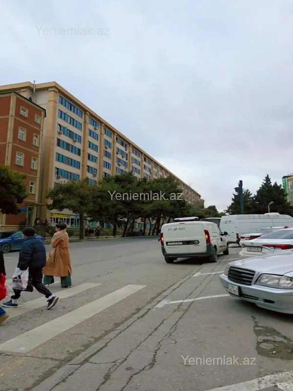 Satılır 3 otaqlı köhnə tikili 88 m²