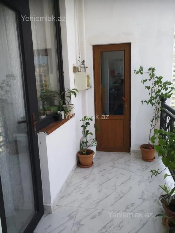 Satılır 3 otaqlı yeni tikili 105 m²
