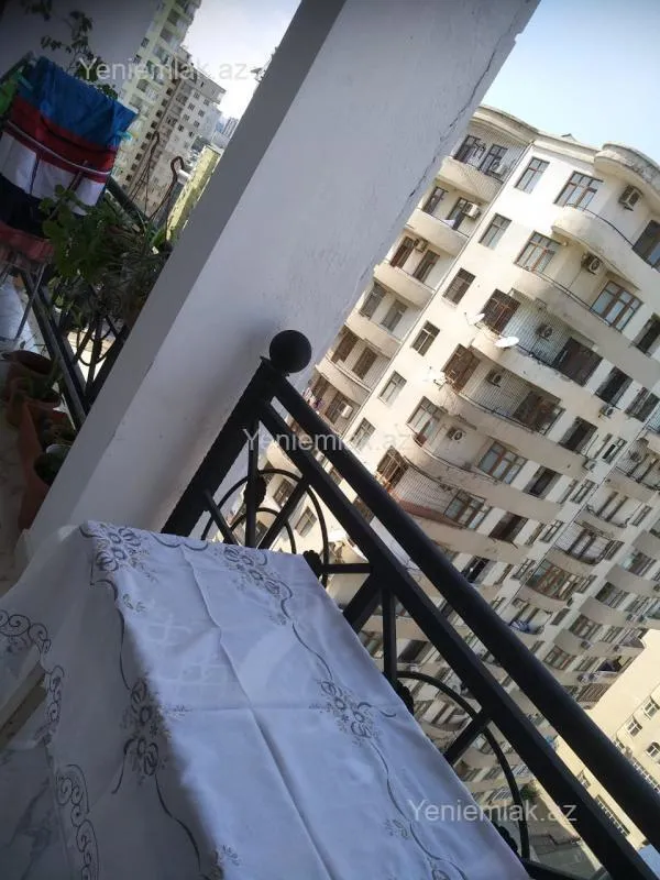 Satılır 3 otaqlı yeni tikili 105 m²