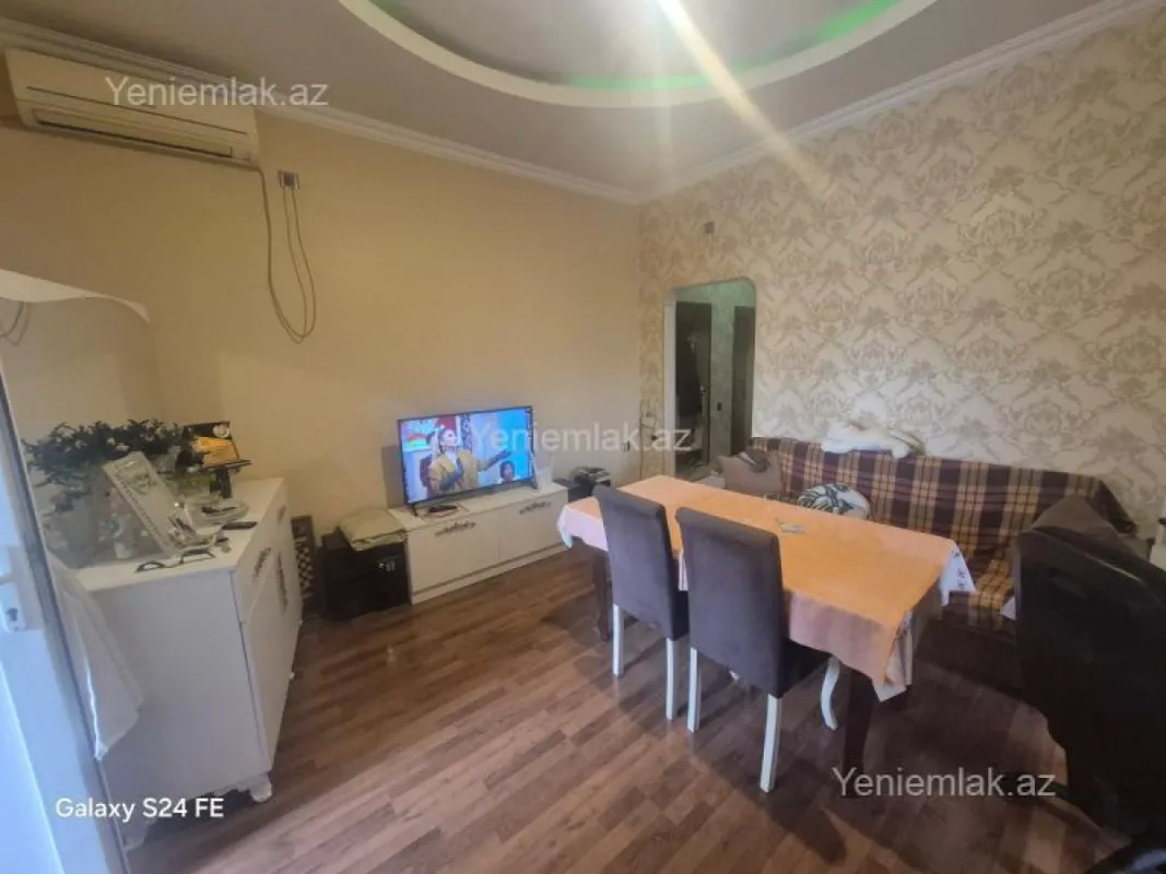 Satılır 3 otaqlı köhnə tikili 63 m²