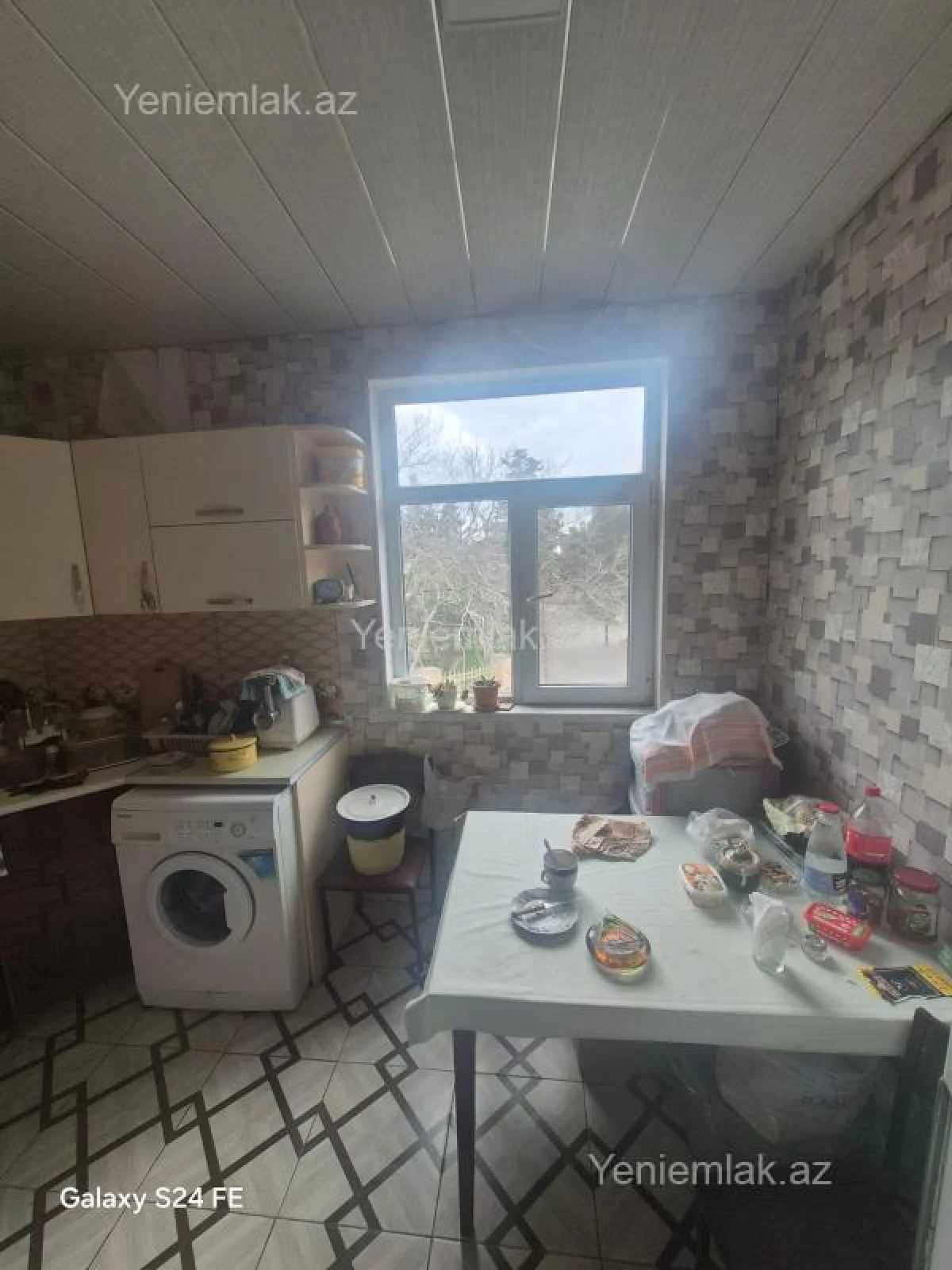Satılır 3 otaqlı köhnə tikili 63 m²