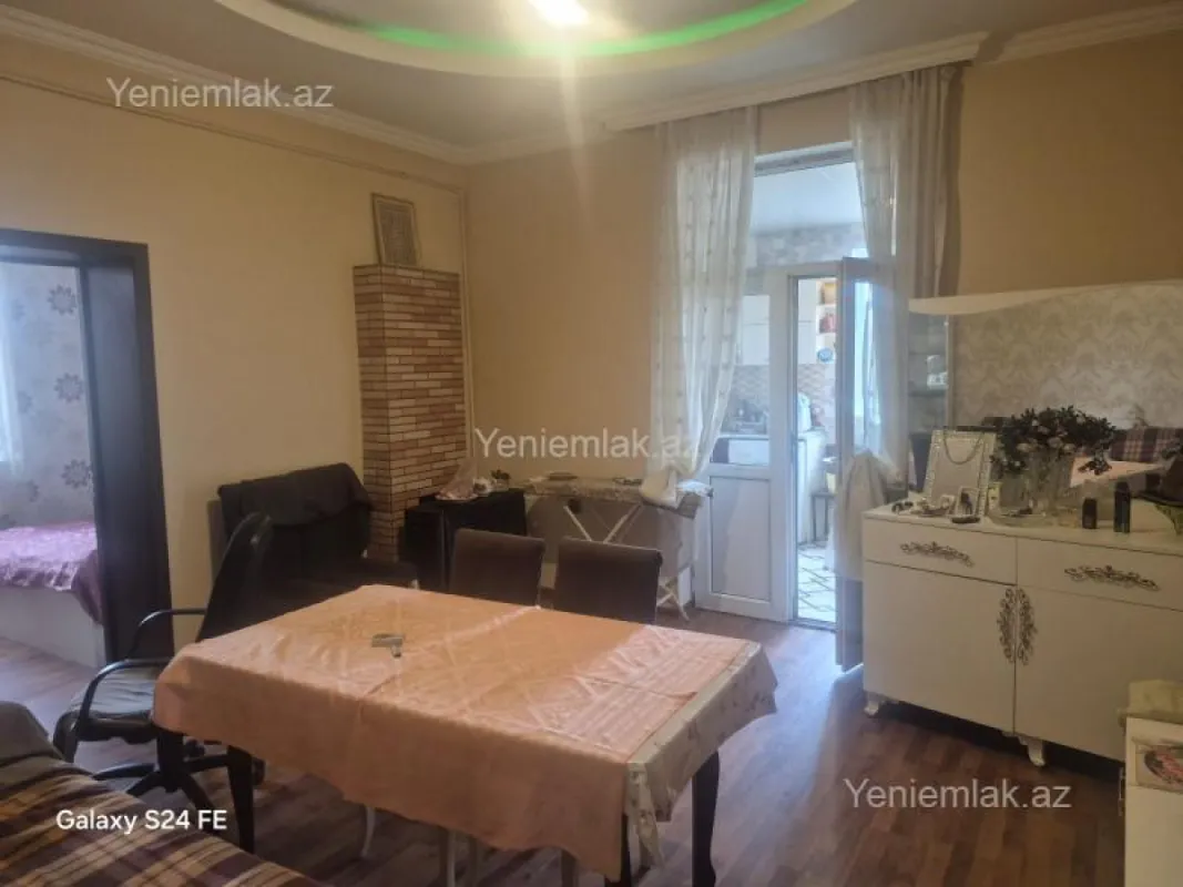 Satılır 3 otaqlı köhnə tikili 63 m²