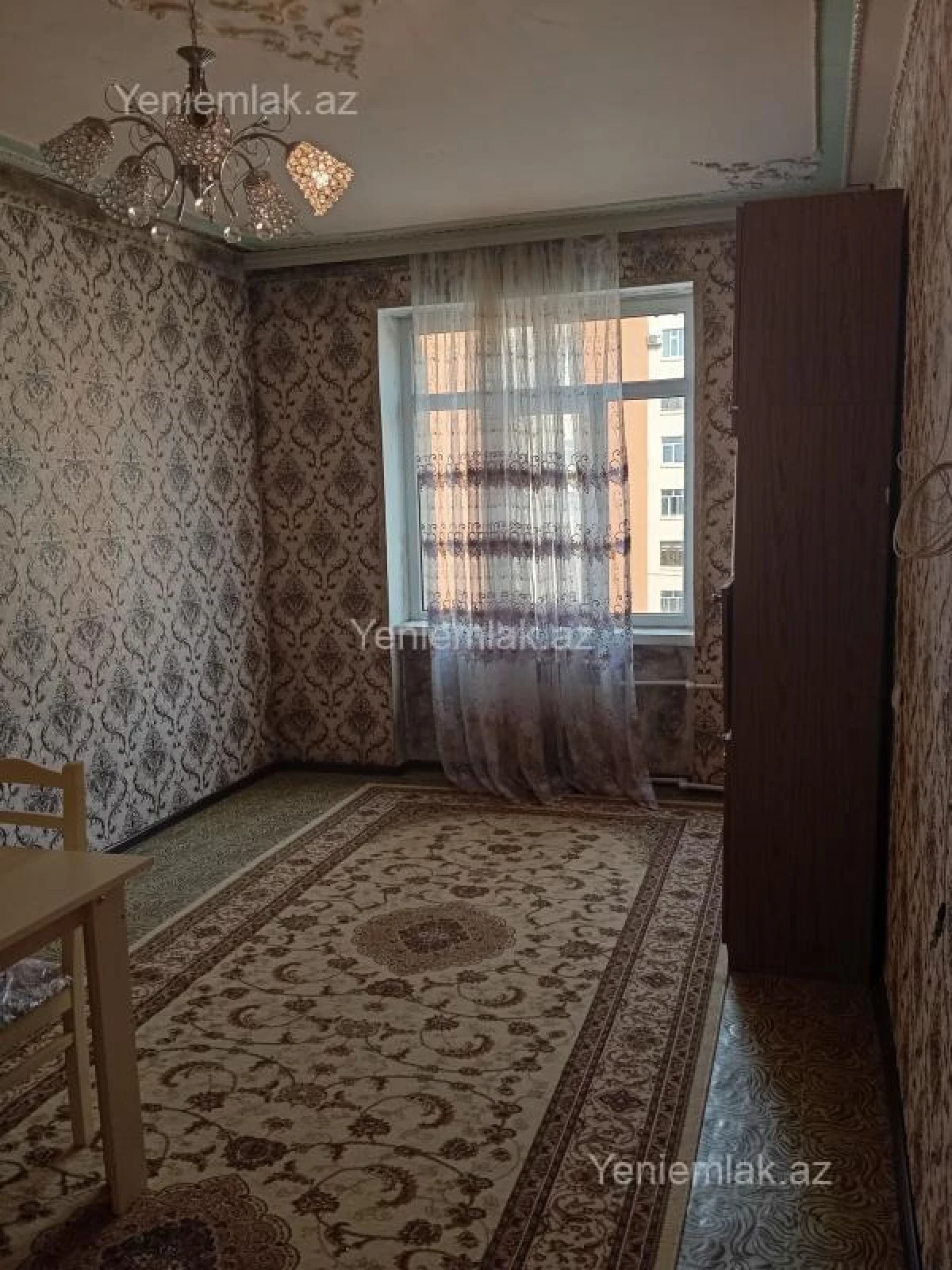 Satılır 3 otaqlı köhnə tikili 75 m²