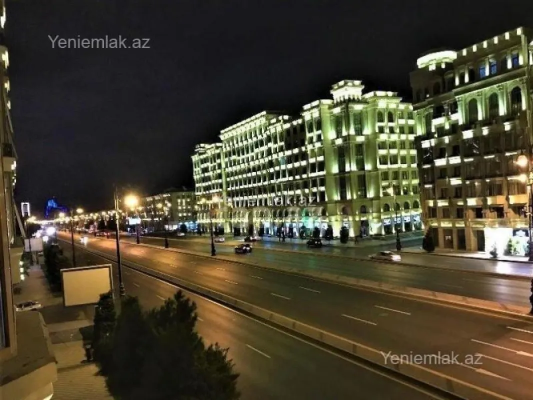 Satılır 3 otaqlı yeni tikili 110 m²