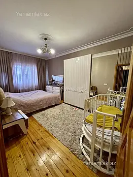 Satılır 4 otaqlı köhnə tikili 110 m²