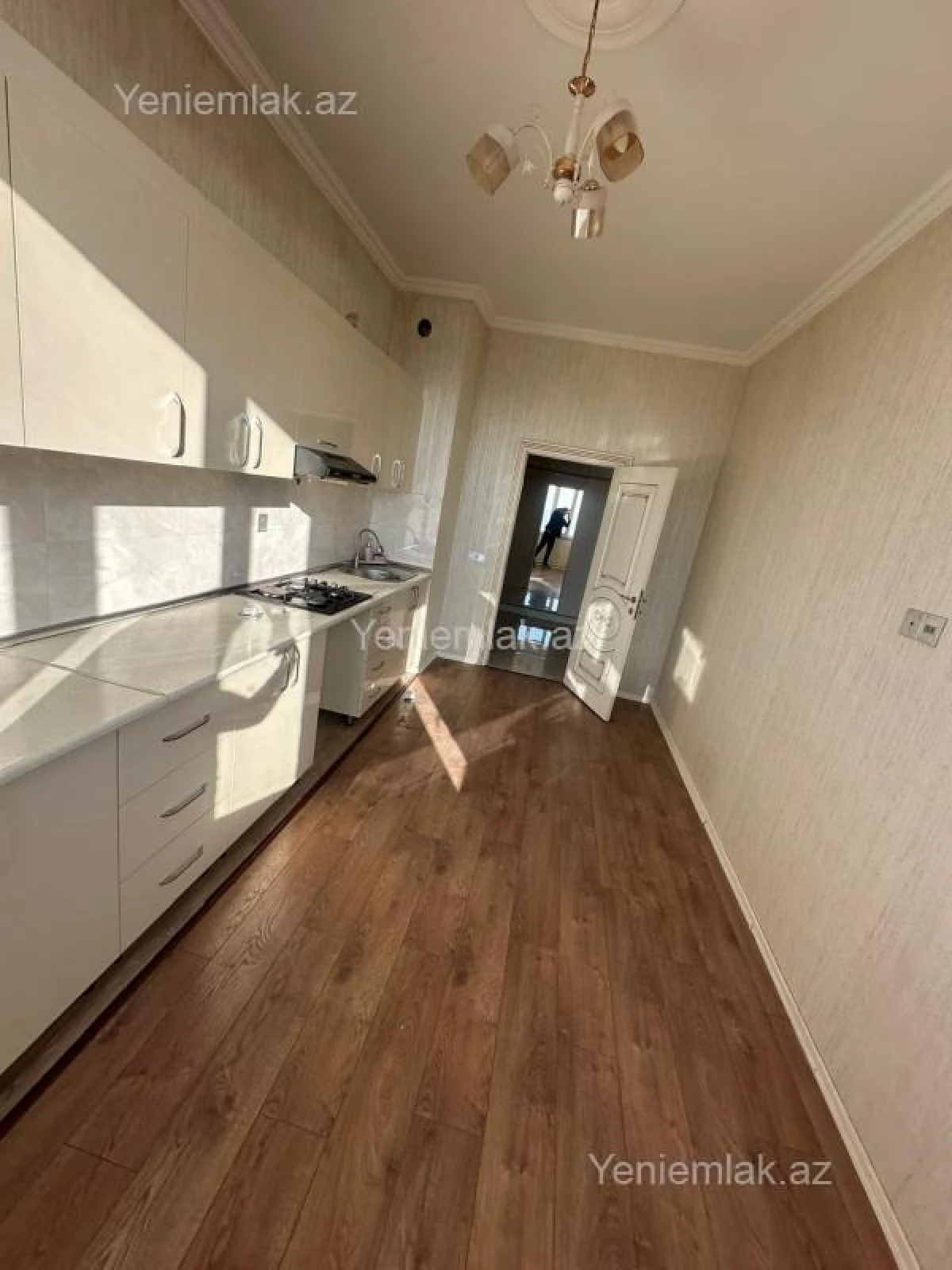Satılır 3 otaqlı yeni tikili 105 m²