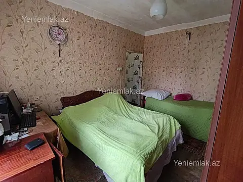 Satılır 2 otaqlı köhnə tikili 40 m²