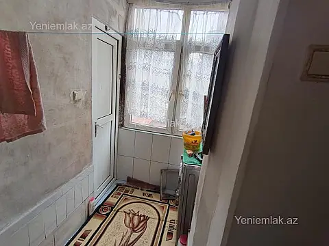 Satılır 2 otaqlı köhnə tikili 40 m²