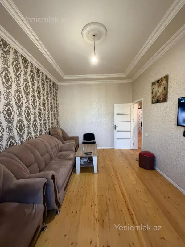 Satılır 3 otaqlı həyət evi 95 m²