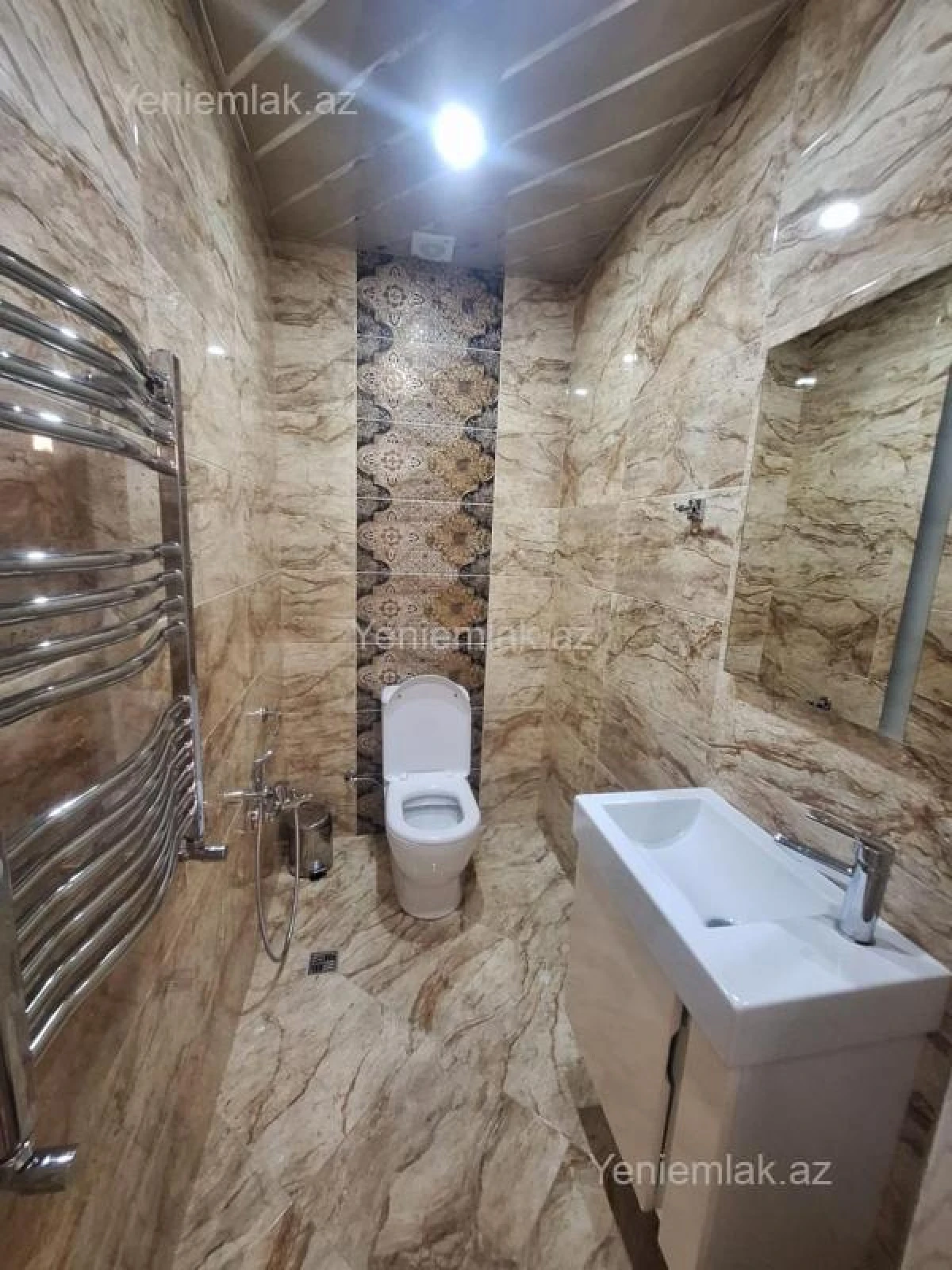 Satılır 3 otaqlı yeni tikili 150 m²