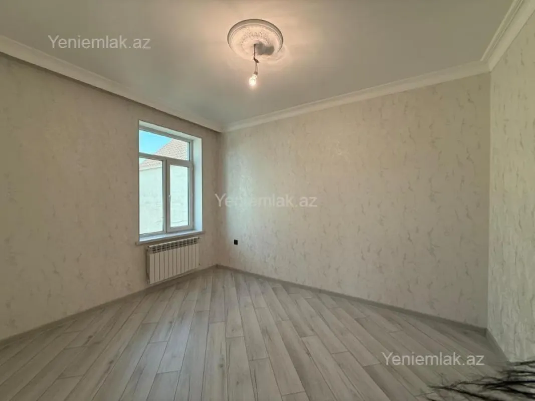 Satılır 5 otaqlı həyət evi 220 m²