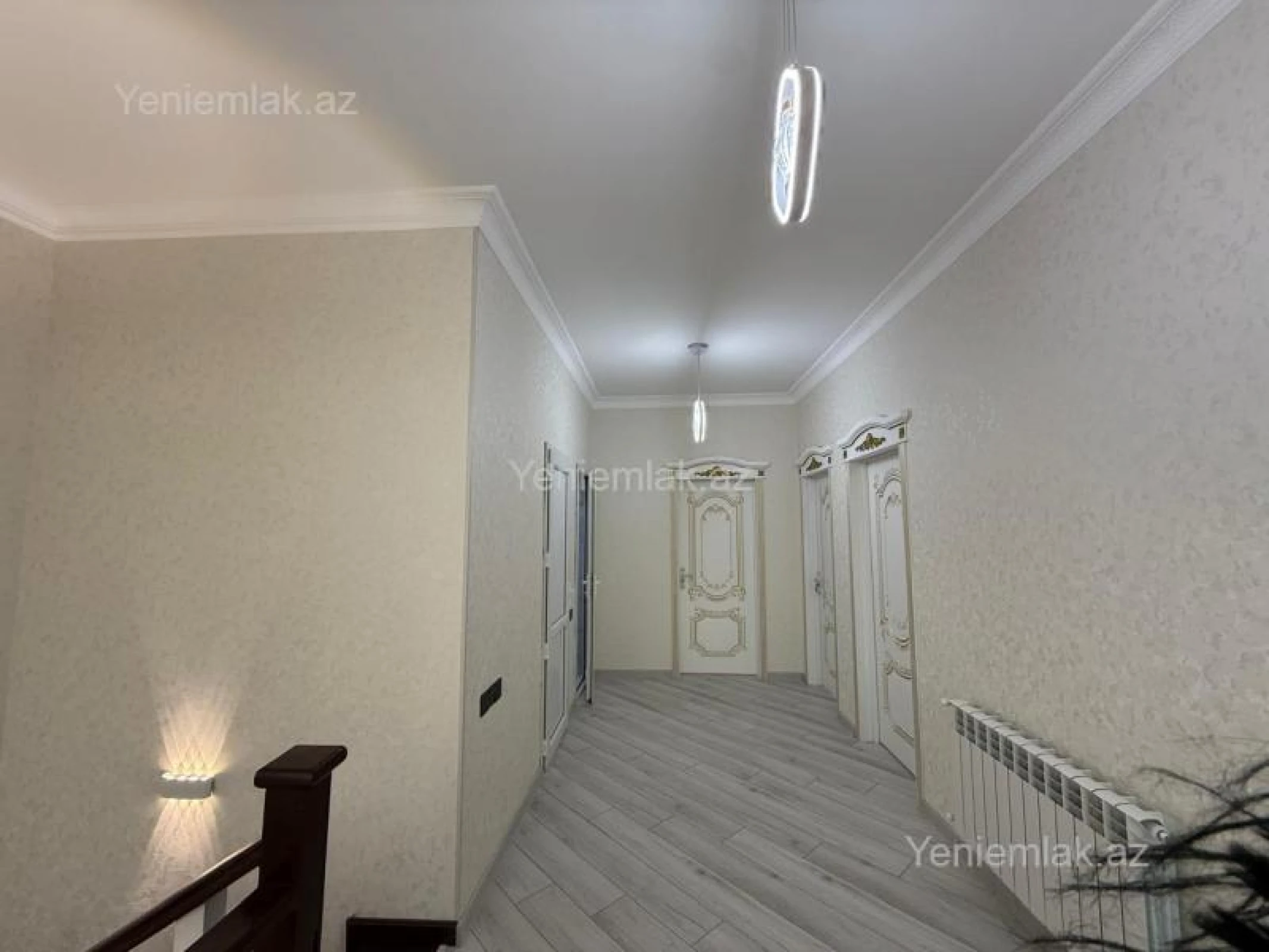 Satılır 5 otaqlı həyət evi 220 m²