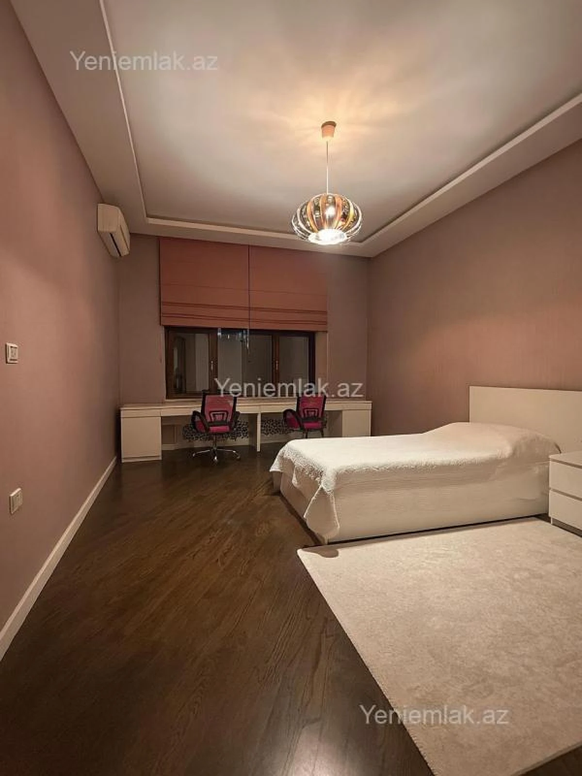 Satılır 4 otaqlı yeni tikili 200 m²