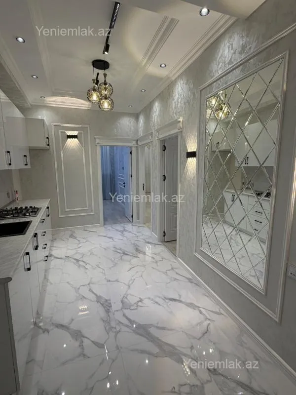 Satılır 3 otaqlı yeni tikili 83 m²