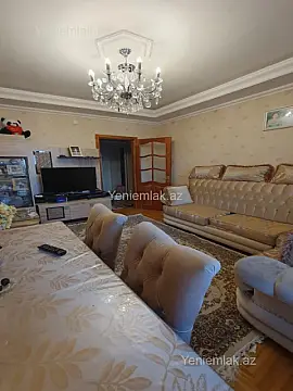 Satılır 3 otaqlı köhnə tikili 90 m²