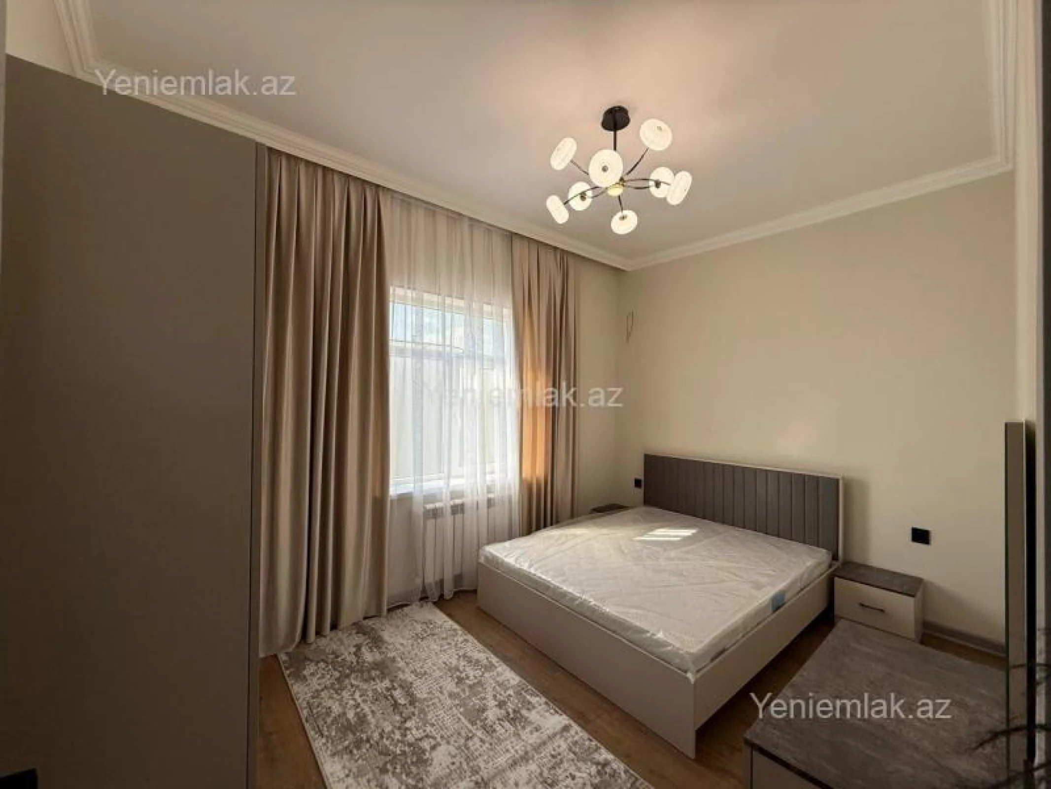 Satılır 4 otaqlı həyət evi 160 m²