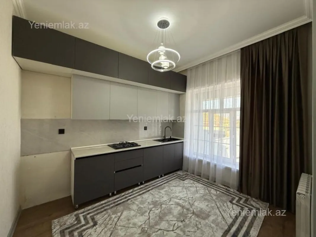 Satılır 4 otaqlı həyət evi 160 m²