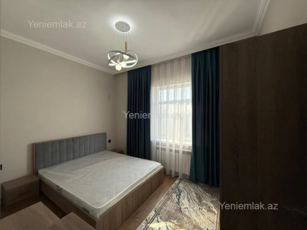 Satılır 4 otaqlı həyət evi 160 m²