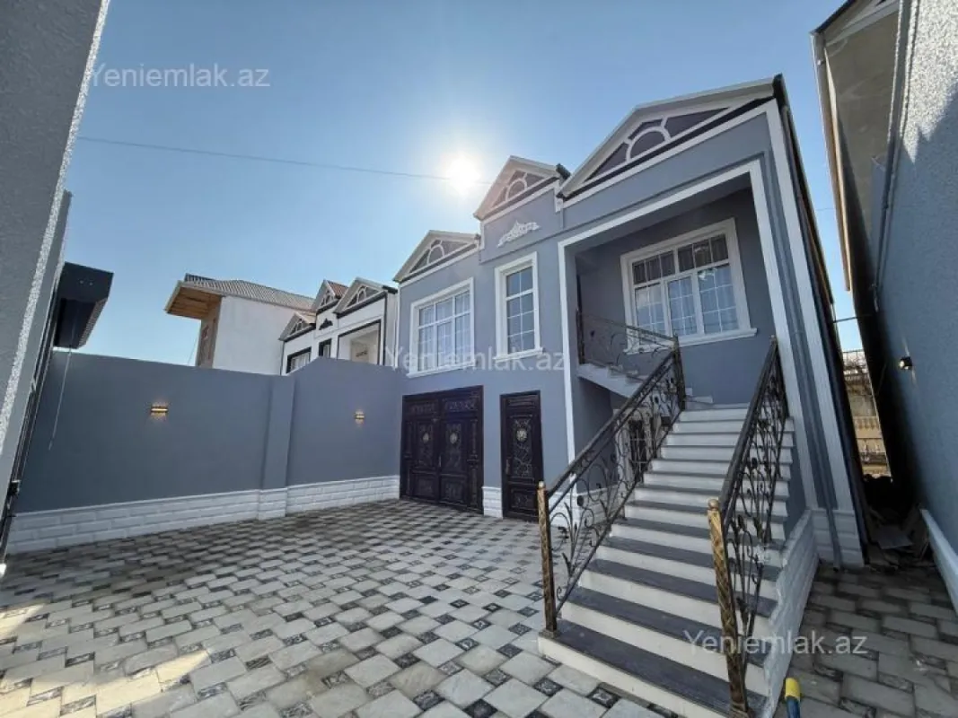 Satılır 4 otaqlı həyət evi 160 m²