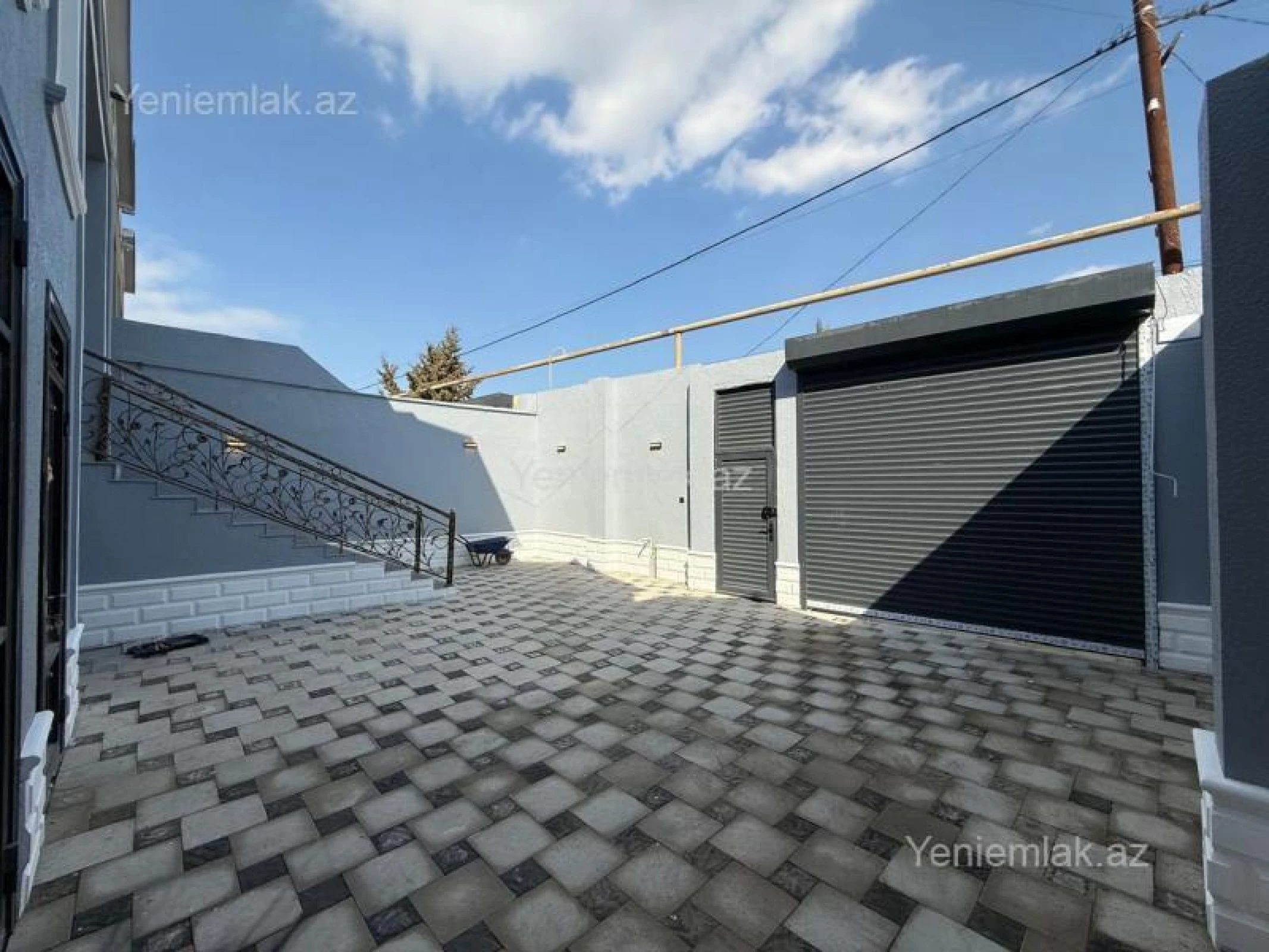 Satılır 4 otaqlı həyət evi 160 m²