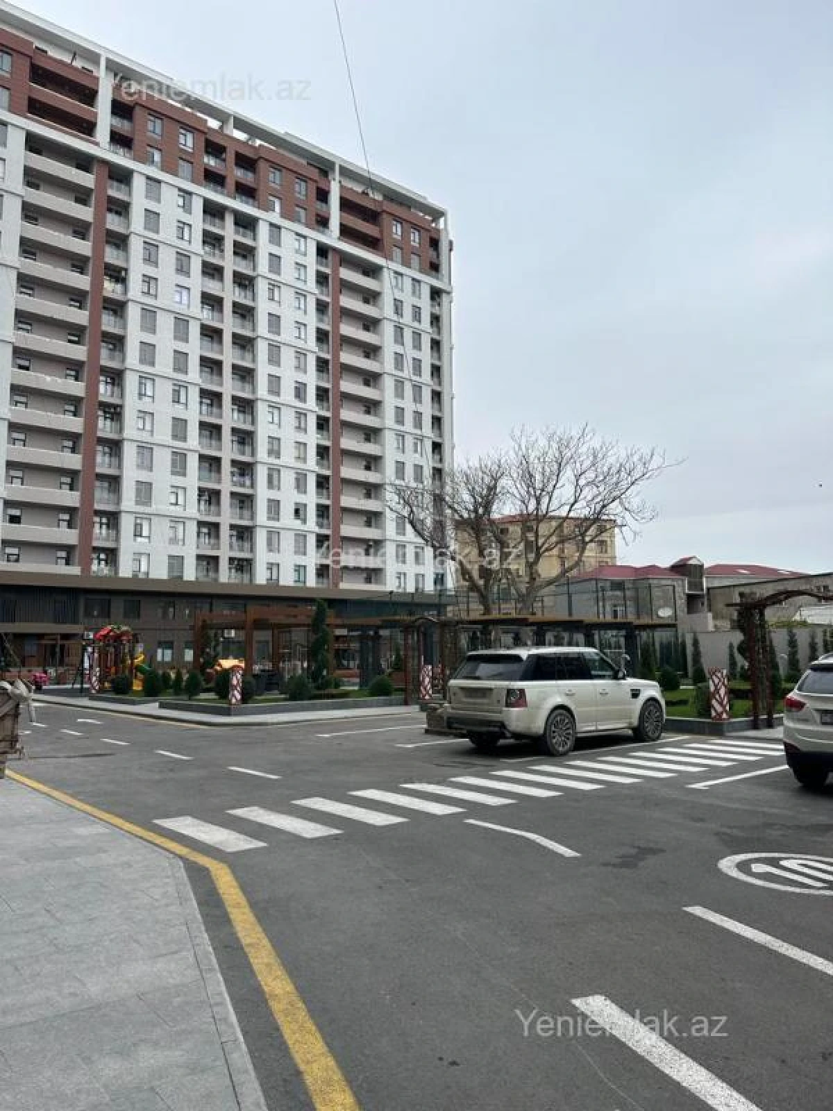 Satılır 3 otaqlı yeni tikili 135 m²