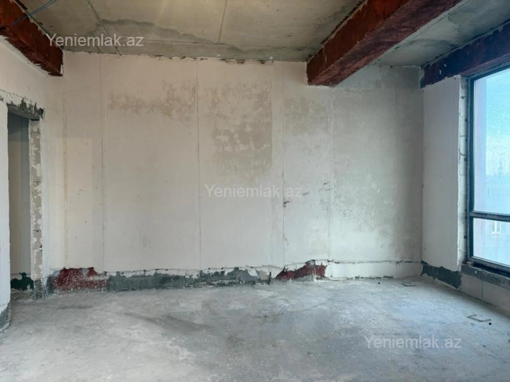 Satılır 3 otaqlı yeni tikili 135 m²