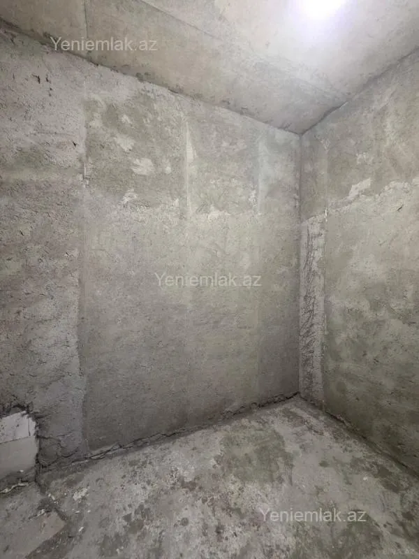 Satılır 3 otaqlı yeni tikili 135 m²