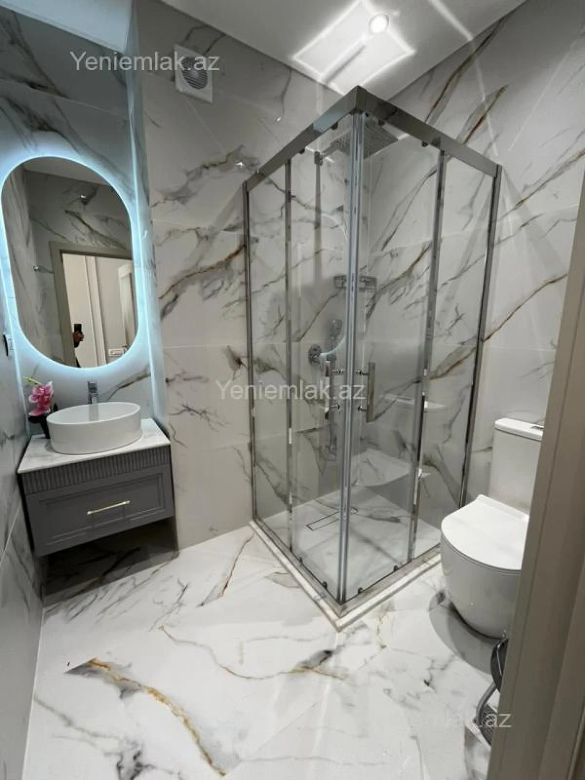 Satılır 3 otaqlı yeni tikili 130 m²