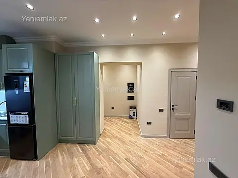 Satılır 3 otaqlı yeni tikili 125 m²